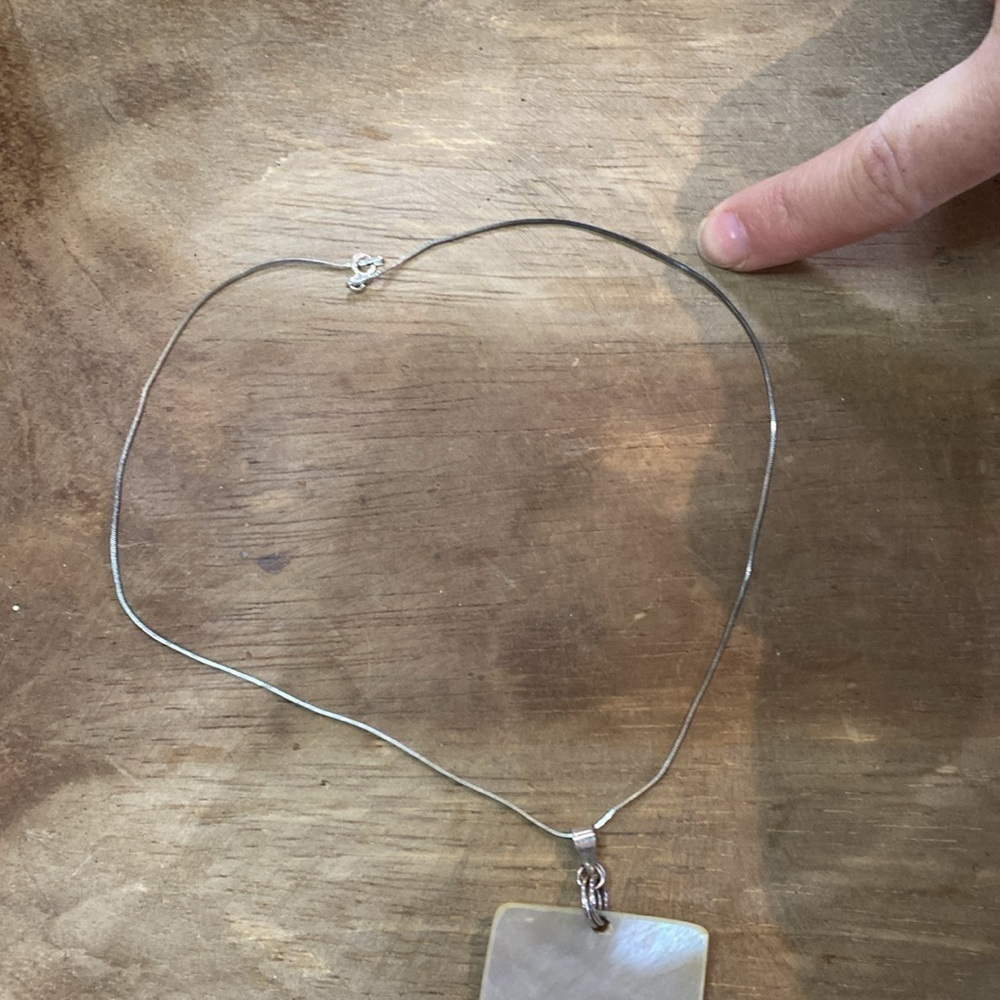 Shell necklace - Picture 6 of 8